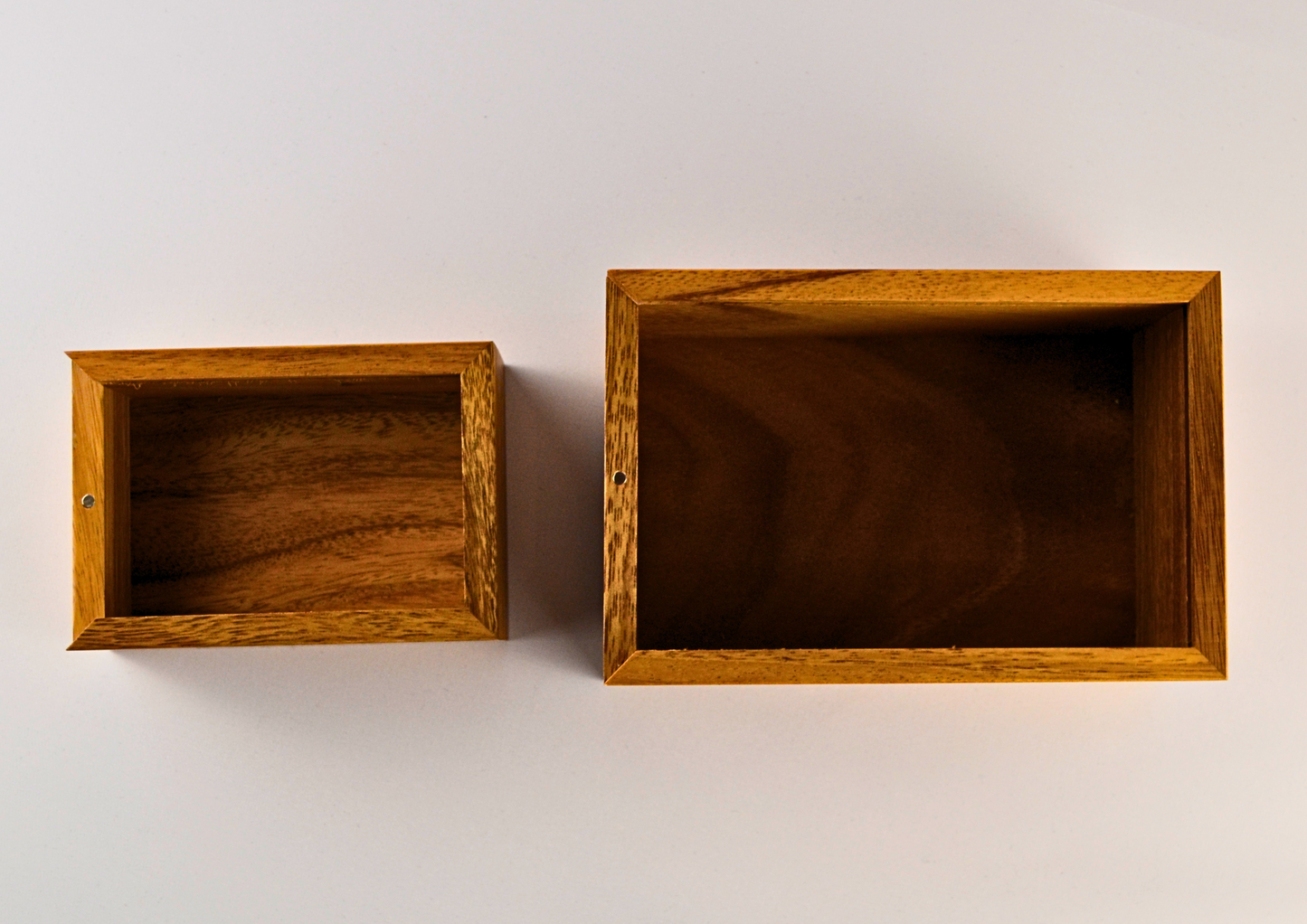 RAW Slide Box Acacia Wood Small/ Large